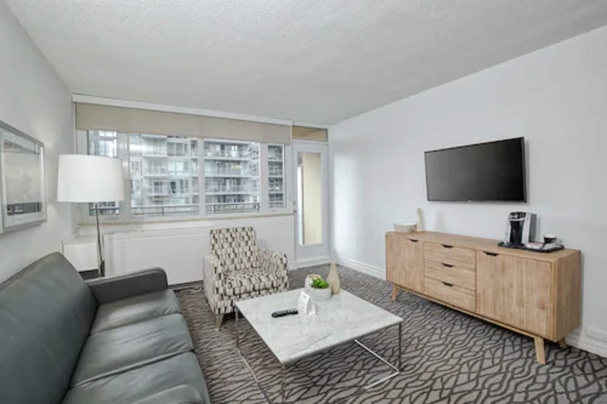Hotel Town Toronto